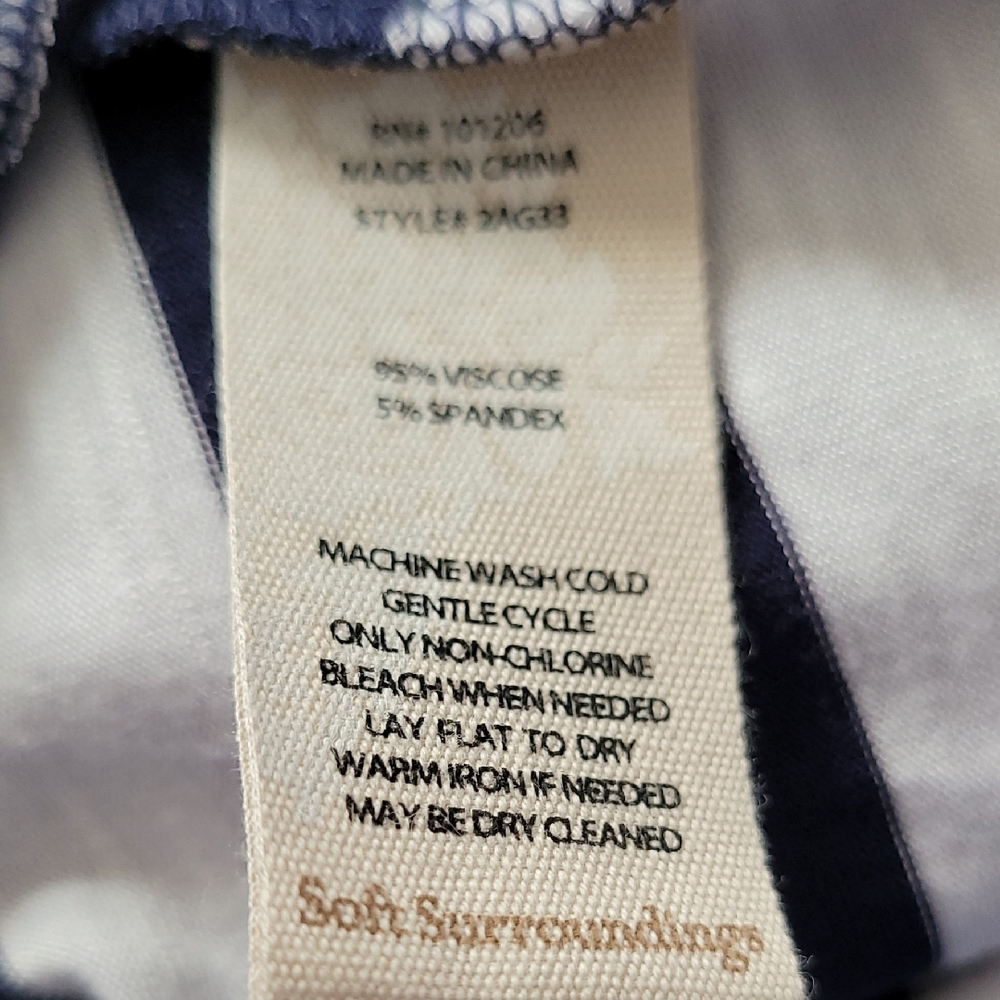 Soft Surroundings Blue & White ¾ Sleeve Tee. Large. - Picture 11 of 12